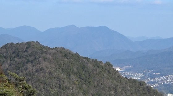 高鉢山