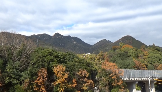 大鉢山