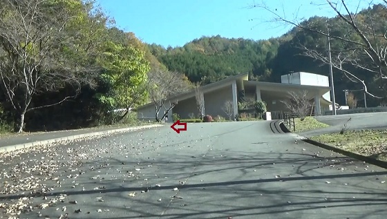 �㉺�֏ꉥ��