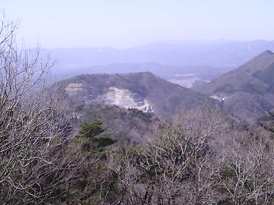 滝脇山