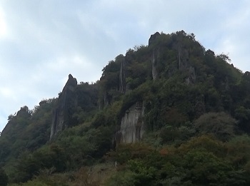 鳶ノ巣山