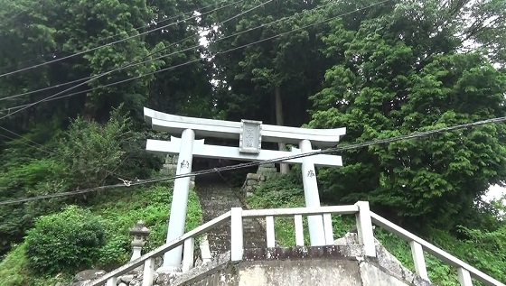 千屋神社
