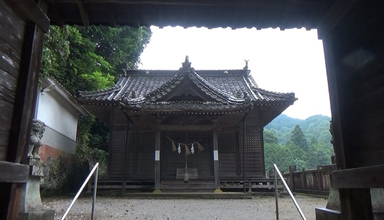 辰口八幡神社